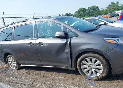 2017 Toyota Sienna Limited Premium 7 Passenger из США, поврежденный, VIN 5TDDZ3DC9HS183372